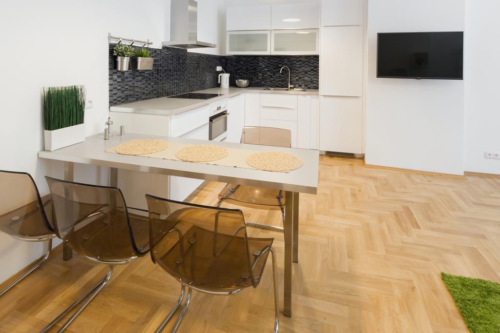 Apartment Jindrisska Прага Экстерьер фото